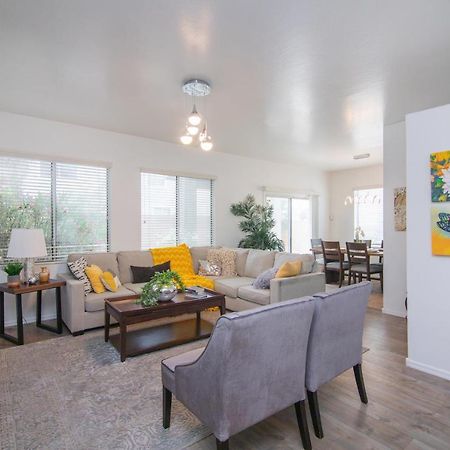 Stylish Home Phoenix - Low Rates Now! Exterior foto