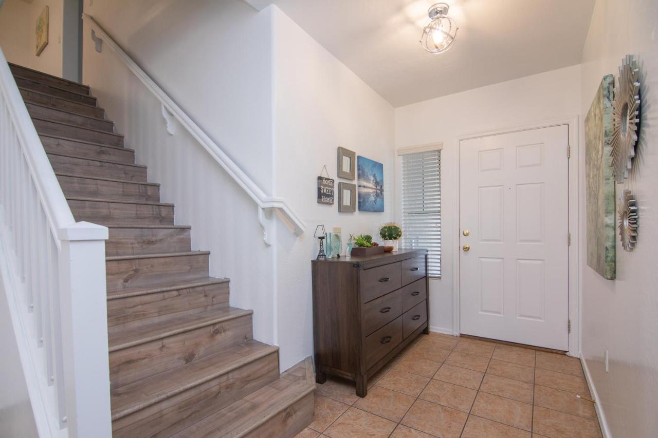 Stylish Home Phoenix - Low Rates Now! Exterior foto
